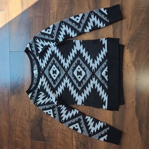 Vanity brand black and white sweater Size S